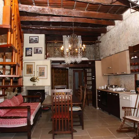 Traditional Cretan Houses,agios Myronas 3*