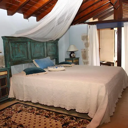 Traditional Cretan Houses,agios Myronas 3*